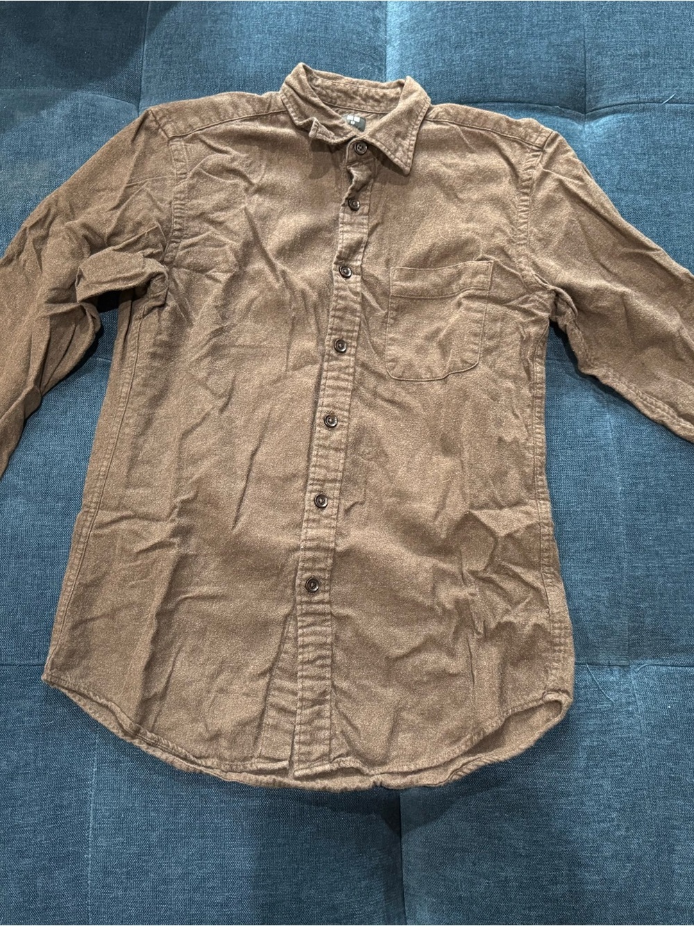 Uniqlo Men's Brown Button-Down Casual Shirt